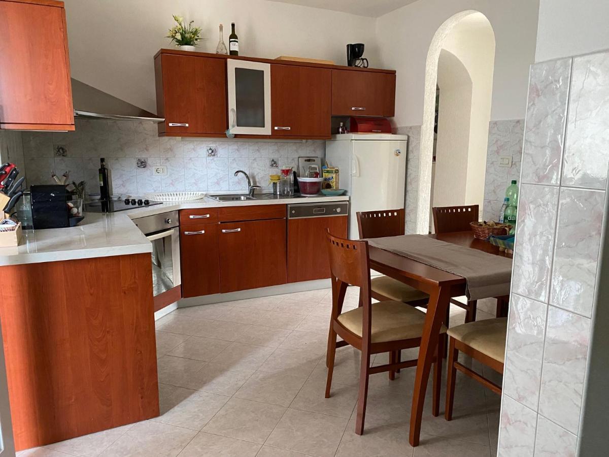 Villa Yucca Istra 라빈 외부 사진